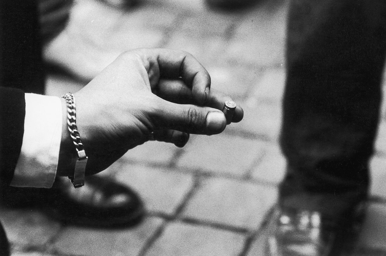 Kísérlet II. János Pál pápával (Karol Wojtyla 1920-2005): a pápát eltaláló golyó első emelete alkotó: Unbekannt