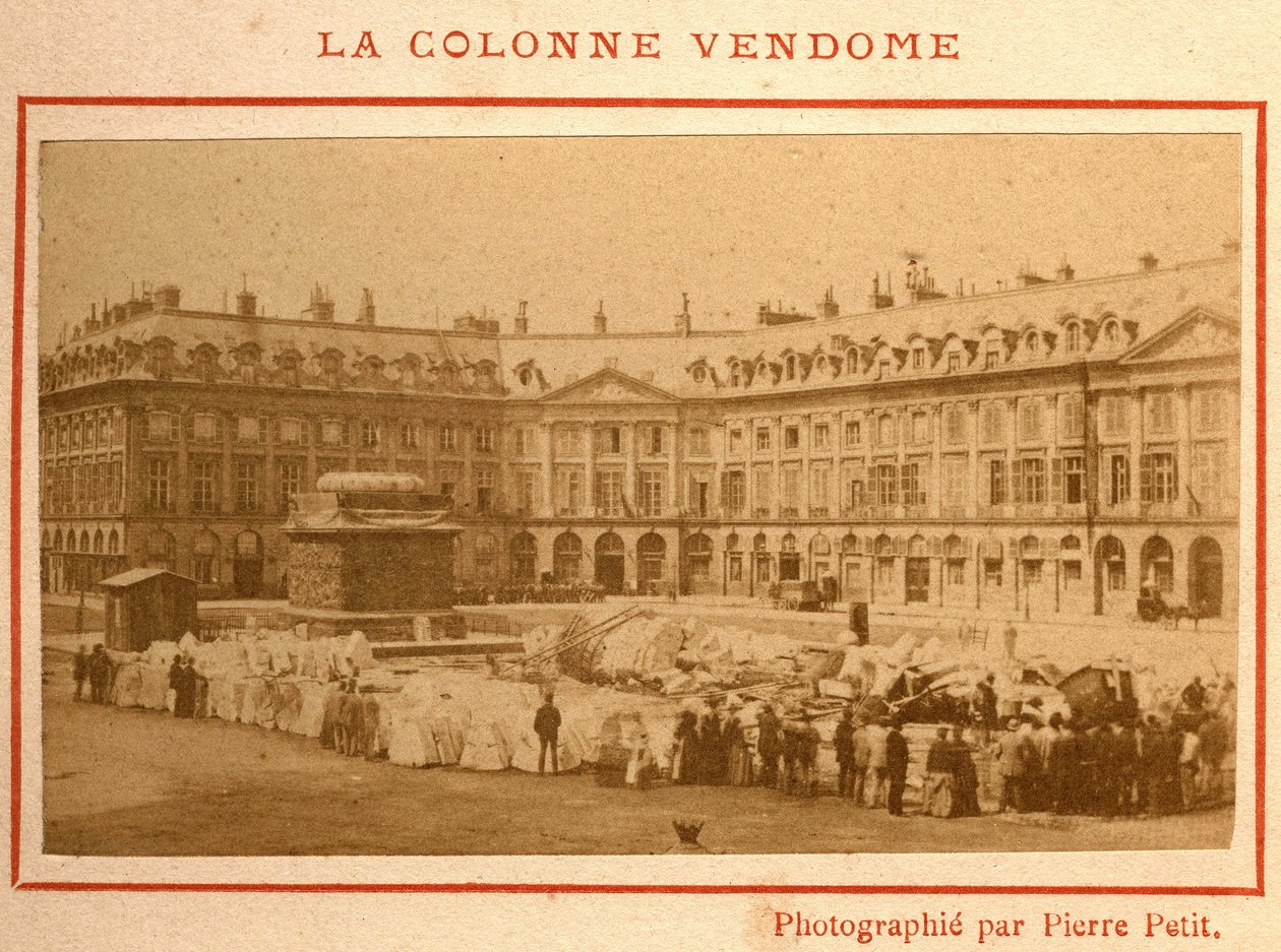Commune de Paris (1871): a Vendome oszlop lerombolása 1871 májusában. Pierre Pepetit fényképe. Nyomtatás kartonra, Dim. 9x5,4 cm alkotó: Unbekannt