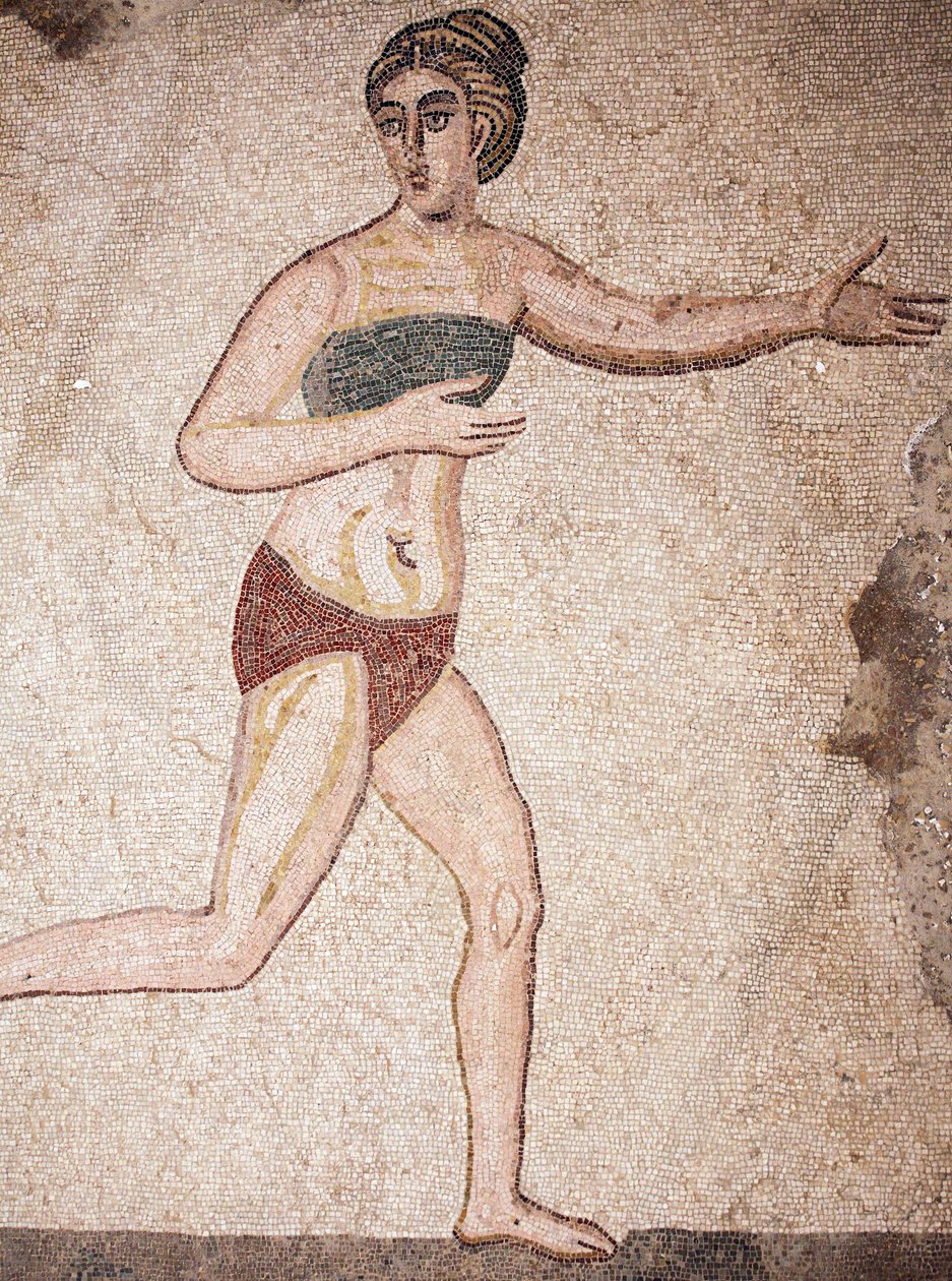Részlet a Tíz Leány Kamrájából vagy a „Bikinis lányok” mozaikjáról. Futó. 3. - 4. század. Casale római villa, Szicília. UNESCO helyszín. alkotó: Unbekannt