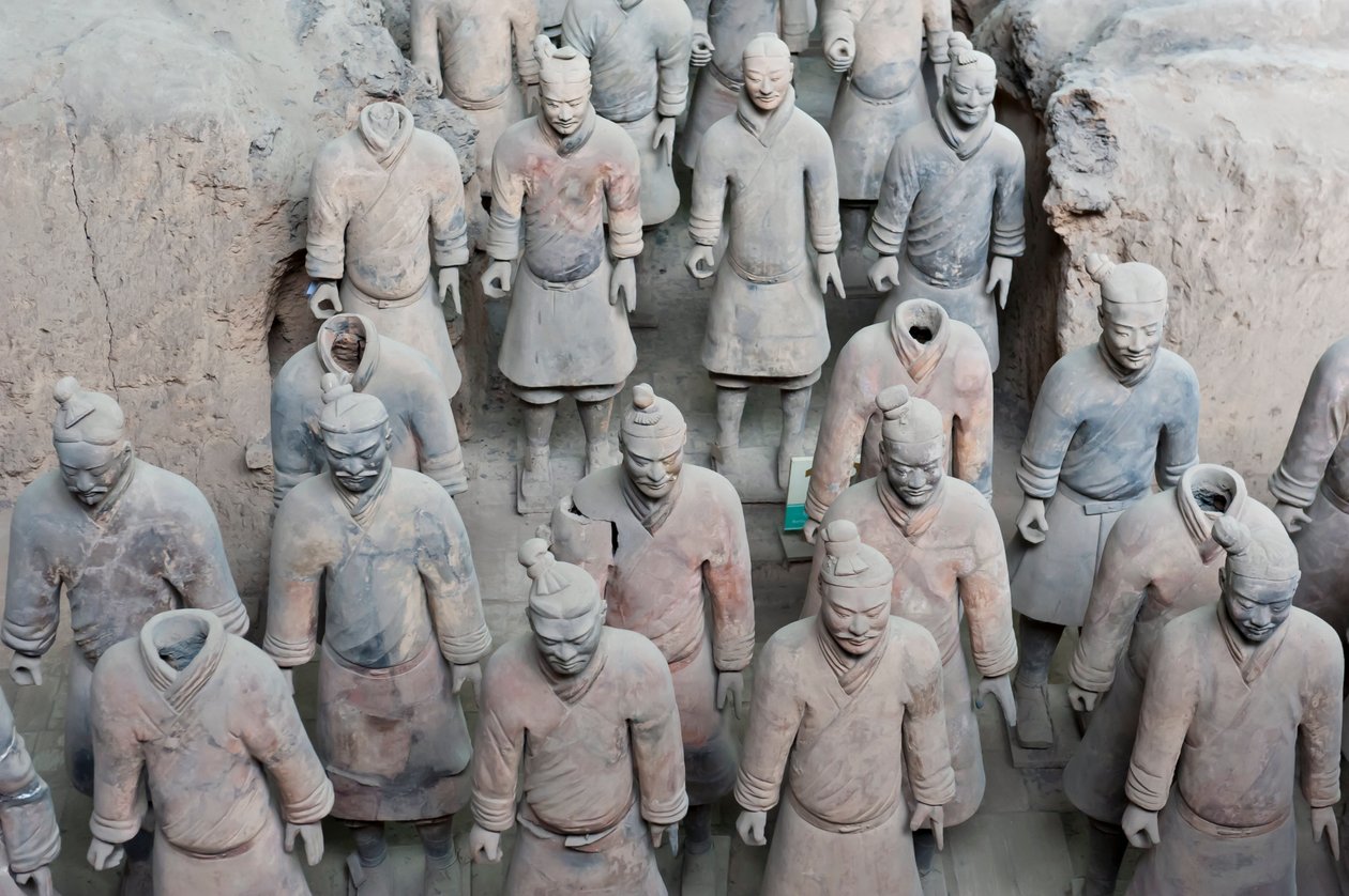 Első gödör; álló harcos figurák; Qin Shi Huang császár mauzóleuma; Terrakotta Hadsereg; Xi