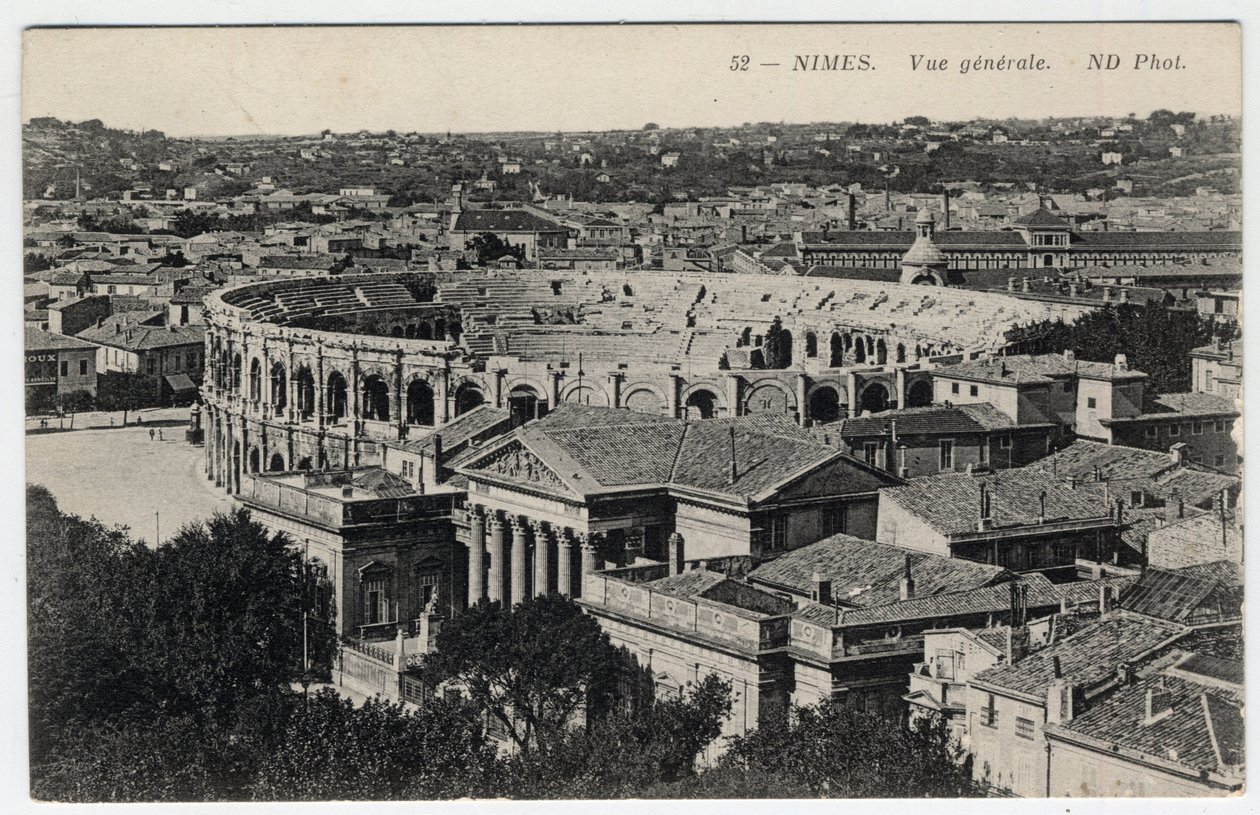 Languedoc Roussillon, Gard (30), Nimes: általános kép a városról az arénákkal és a Maison Carree-vel - Képeslap 19. század vége-XX. század alkotó: William M. Timlin