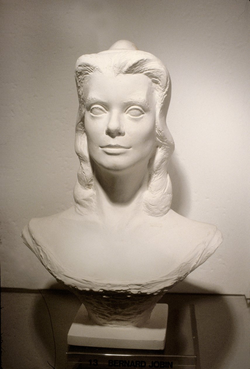 Marianne, mint Catherine Deneuve alkotó: Unknown