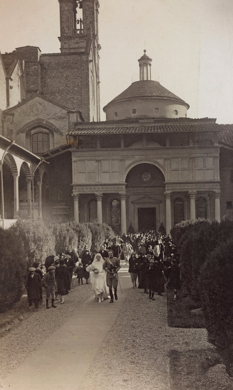 Házasságkötés a firenzei Santa Croce-bazilika első kerengőjében lévő Pazzi-kápolnával alkotó: Unbekannter Künstler