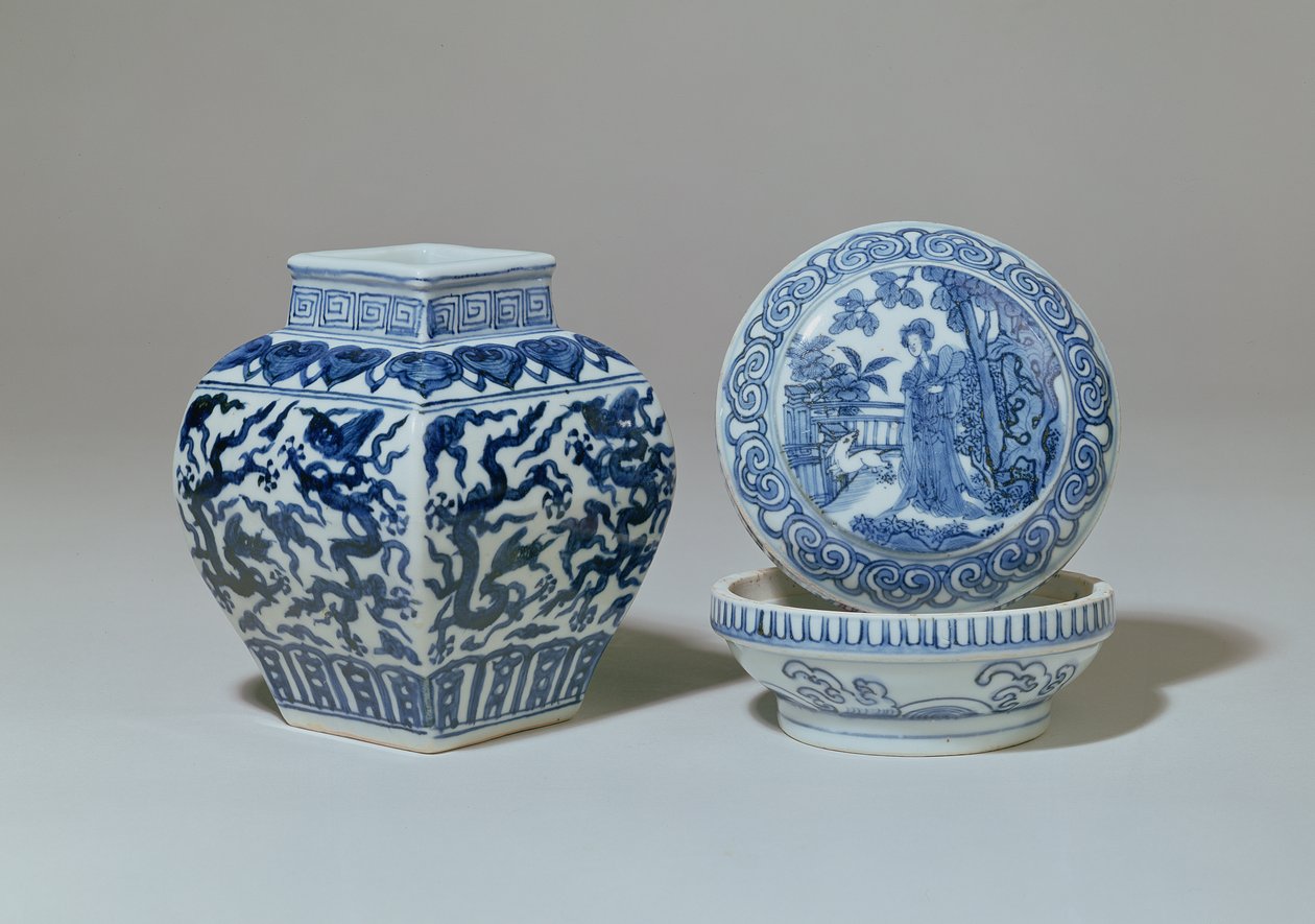 Ming kék-fehér négyzet alakú baluszteres tégely és kör alakú doboz, Chia Ching időszak (1522-66) alkotó: Unbekannt