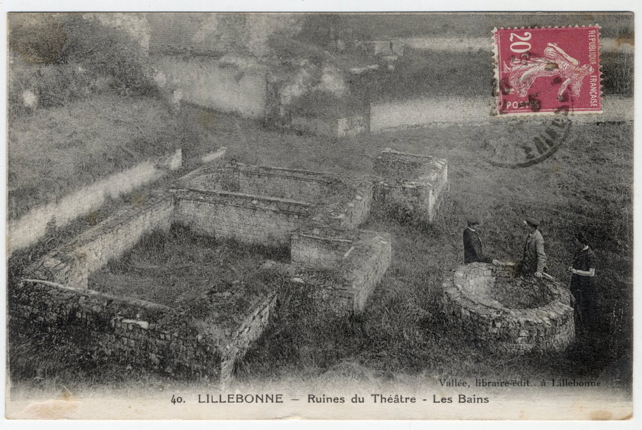 Normandia, Seine Maritime (76), Lillebonne: kilátás a színház romjaira és a római fürdőre - Képeslap 19. század vége – 20. század eleje alkotó: William M. Timlin