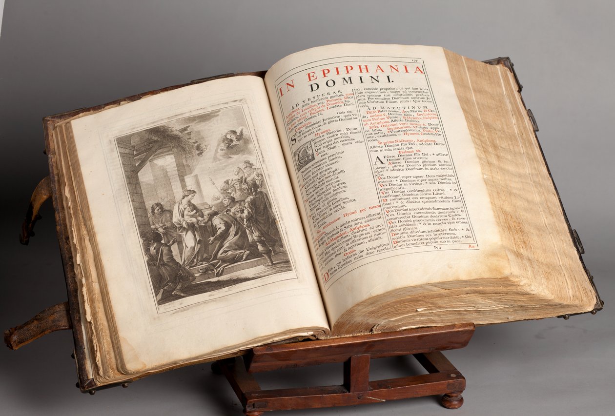 Plébániai múzeum. Misekönyv latinul. Joachim Ballester metszetei. Papír és bőr. 18. század. alkotó: Unbekannt