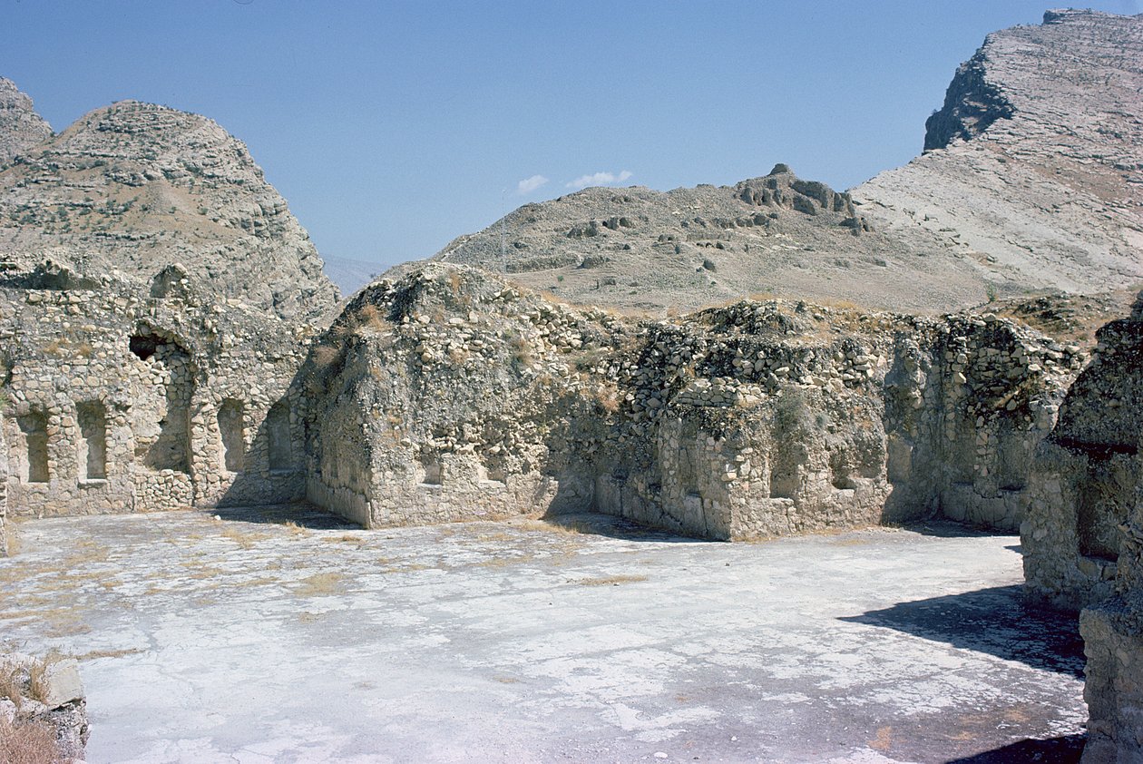 I. Shapur király (241-72), Sassanian palotájának romjai (fotó) alkotó: Unbekannt