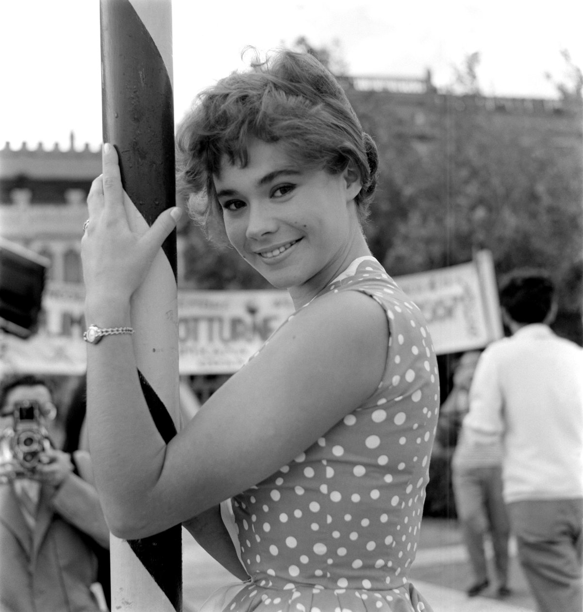 HEATHER SEARS SZÍNÉSZNŐ VELENCE LIDO-BAN – 1957 alkotó: Unbekannt