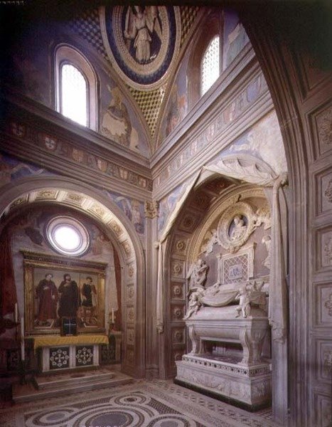 Portugália bíborosának kápolnája, Antonio Rossellino (1427-79) oltár- és sírrészlete (fotó) alkotó: Unbekannt