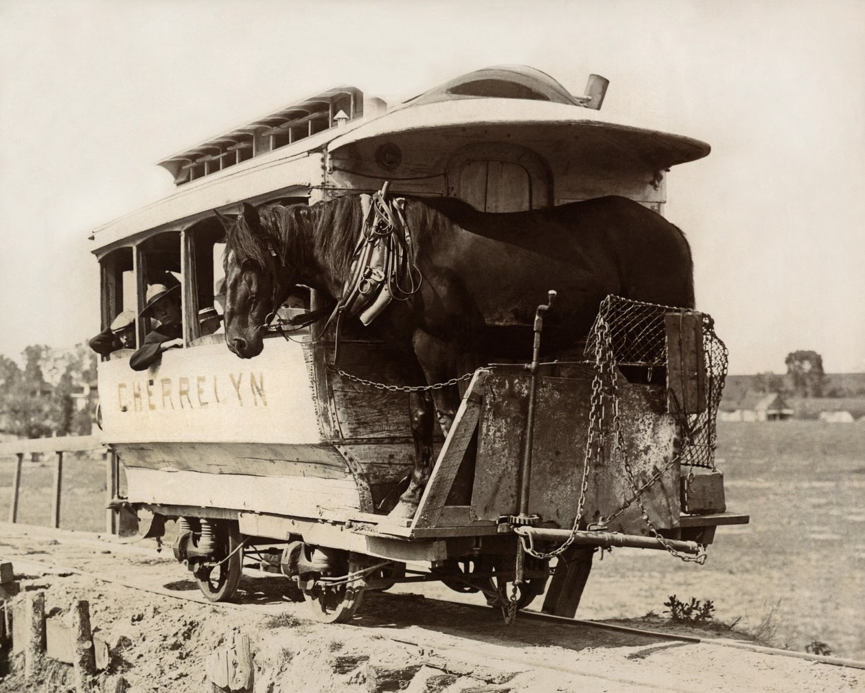 The Cherrelyn Horse Car, Denver, Colorado, 1890 körül (f/w fotó) alkotó: Nicolas Liez