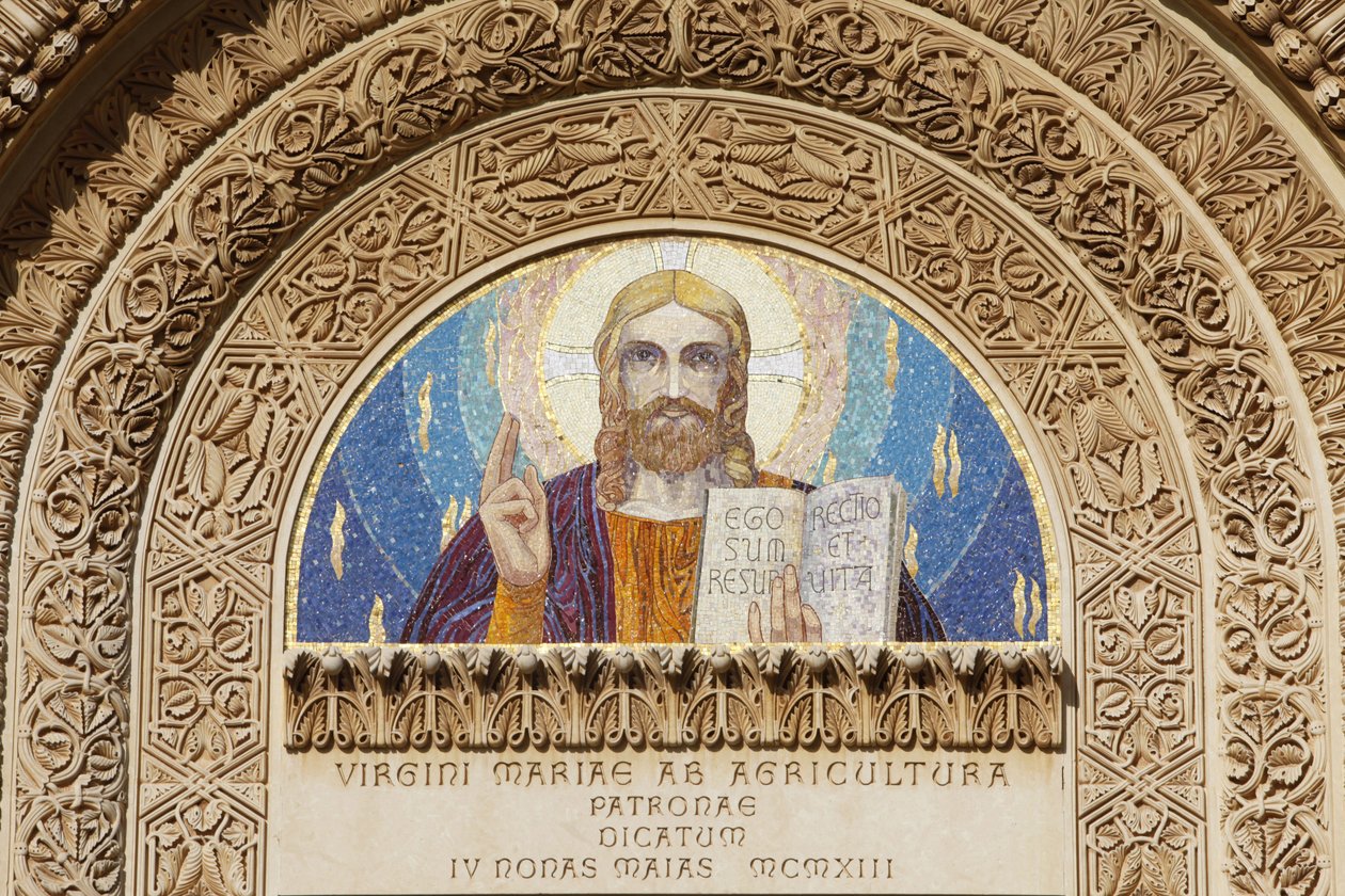 A Santa Maria della Coltura bazilika timpanonja, Parabita, Puglia, Parabita, Olaszország alkotó: Unbekannt