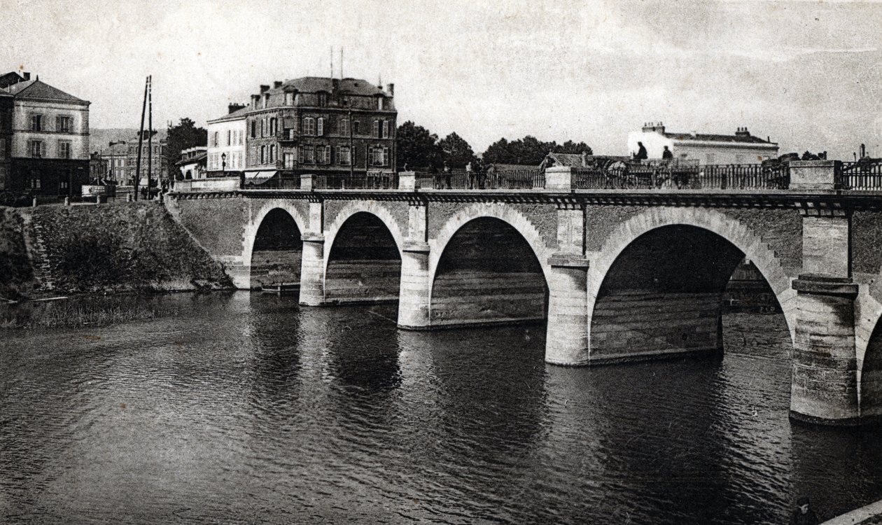 A Marne hídja Epernay-ben, Marne - képeslap 1910 kb. magángyűjtemény alkotó: Unbekannter Künstler