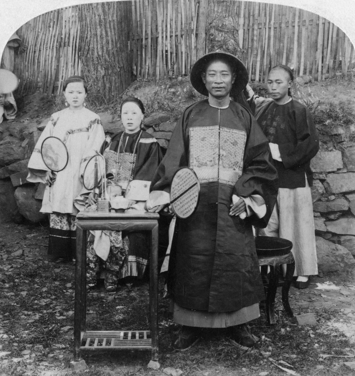 A belső Kína zseniális tisztviselője, tengeri mandarin, Kinkow Jingzhou, Kína, 1900 alkotó: Underwood and Underwood