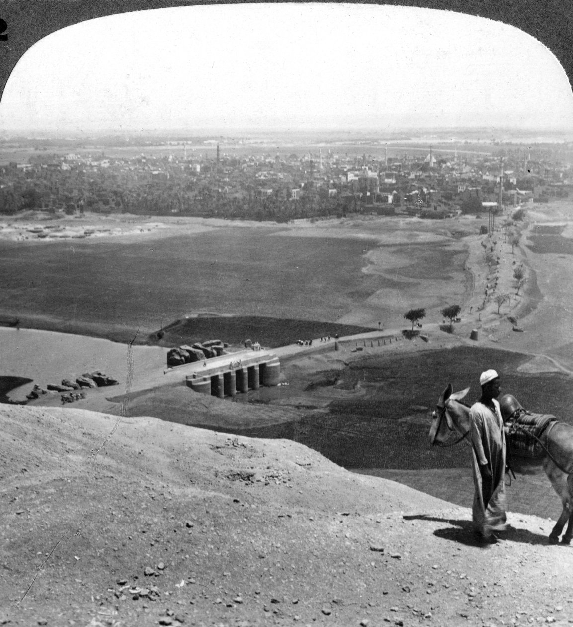 Assiut, Felső-Egyiptom legnagyobb városa, 1905. alkotó: Underwood and Underwood
