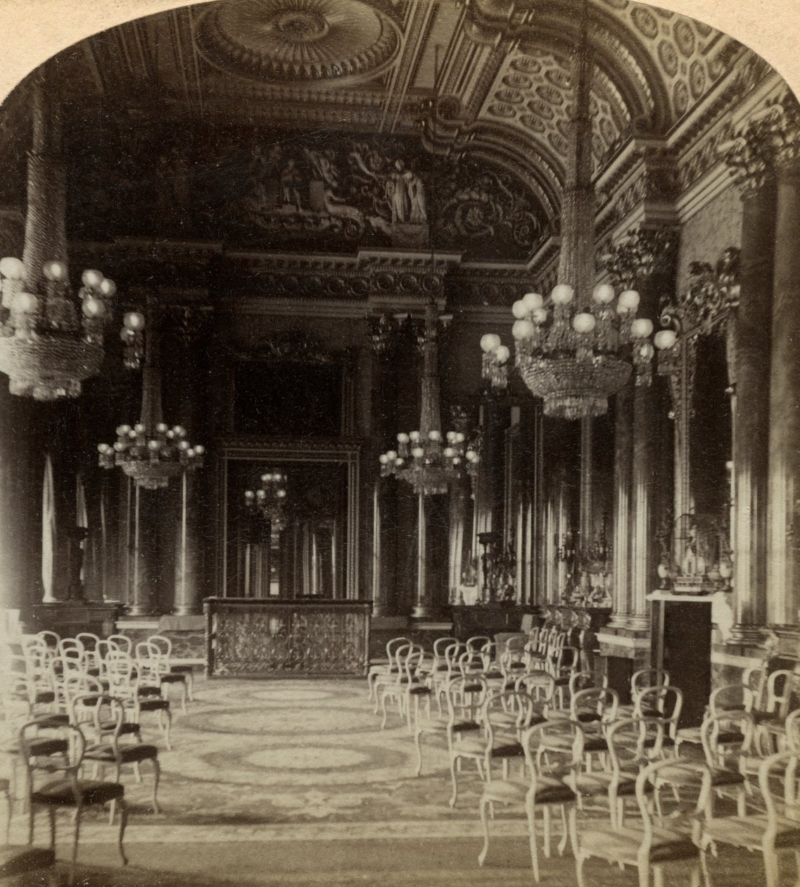 Bálterem, Buckingham-palota, London. alkotó: Underwood and Underwood