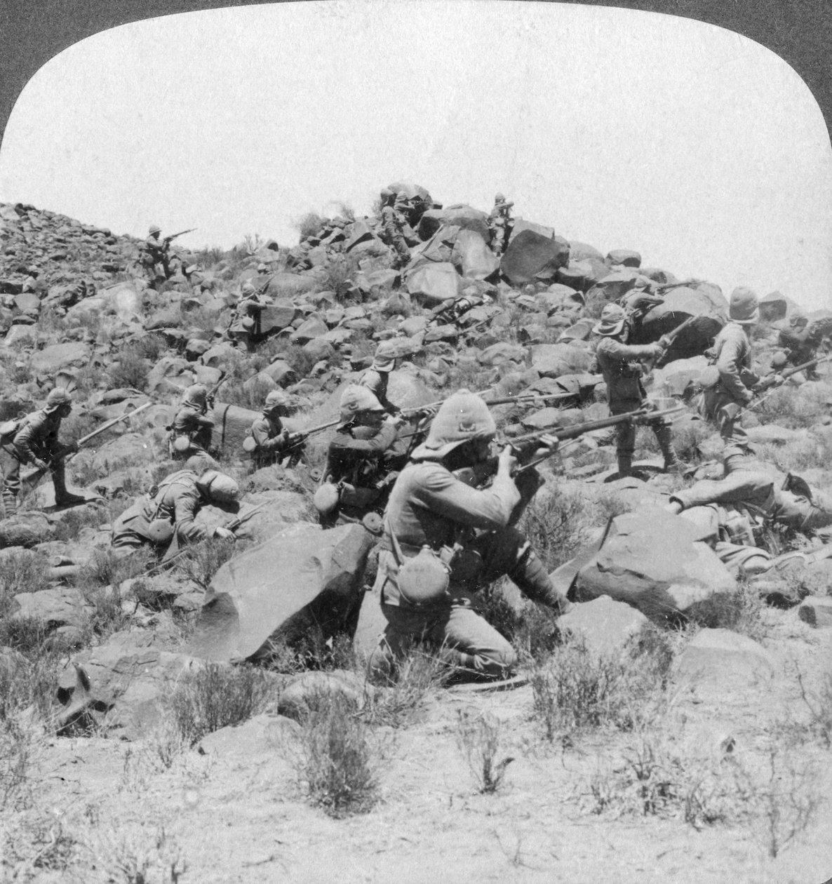 Brit katonák akcióban, Dél-Afrika, búr háború, 1901 alkotó: Underwood and Underwood