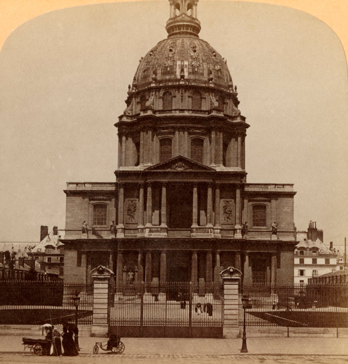 Dome des Invalides, ahol a hatalmas harcos nyugszik – I. Napóleon sírja, Párizs, Franciaország, 1900. alkotó: Underwood and Underwood