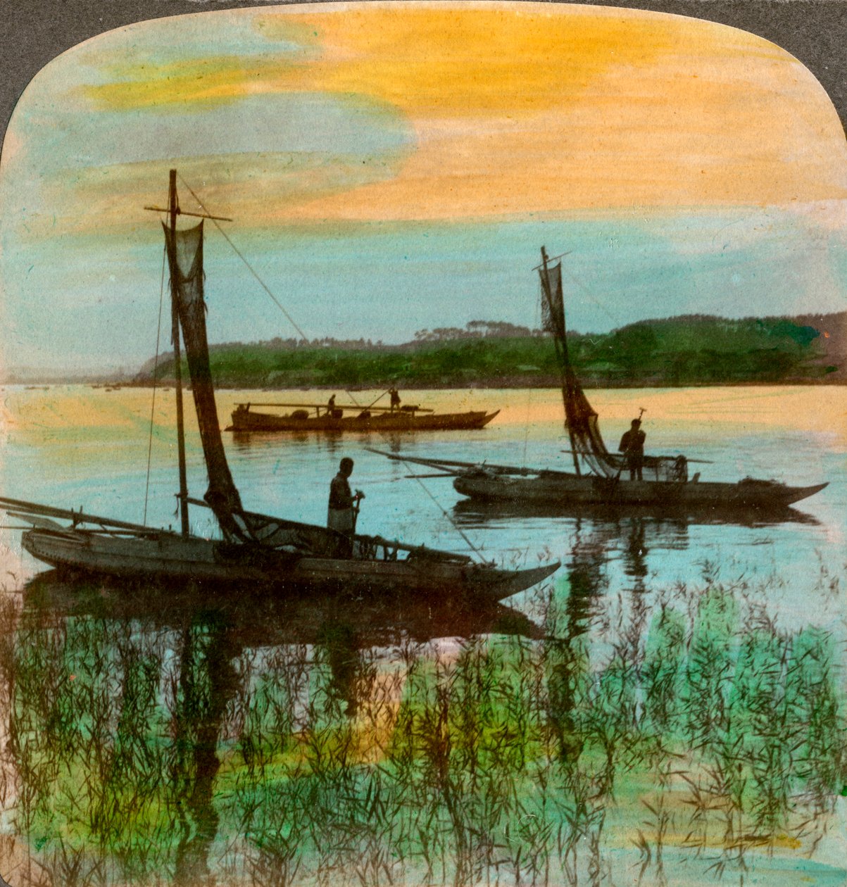 Halászhajók naplementekor Yokohama közelében, Japánban, 1904. alkotó: Underwood and Underwood