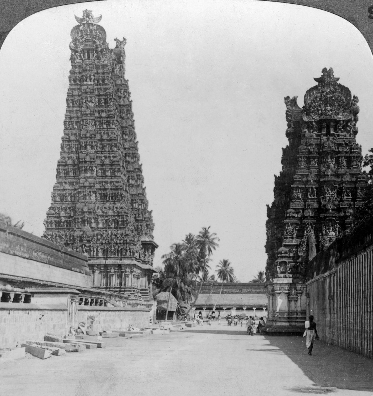 Gopuram, Sri Meenakshi hindu templom, Madurai, Tamil Nadu, India, 1900-as évek. alkotó: Underwood and Underwood