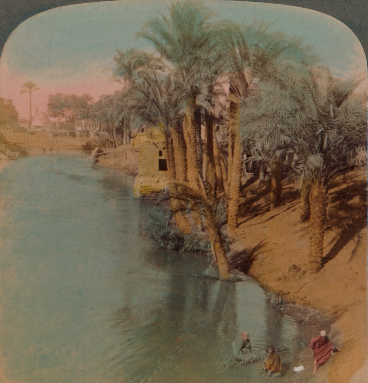 A Fayumban, Egyiptom leggazdagabb oázisában a Bahr Yussef folyón, Joseph, a Nílusig, 1902. Művészek: Elmer Underwood, Bert Elias Underwood. alkotó: Underwood and Underwood