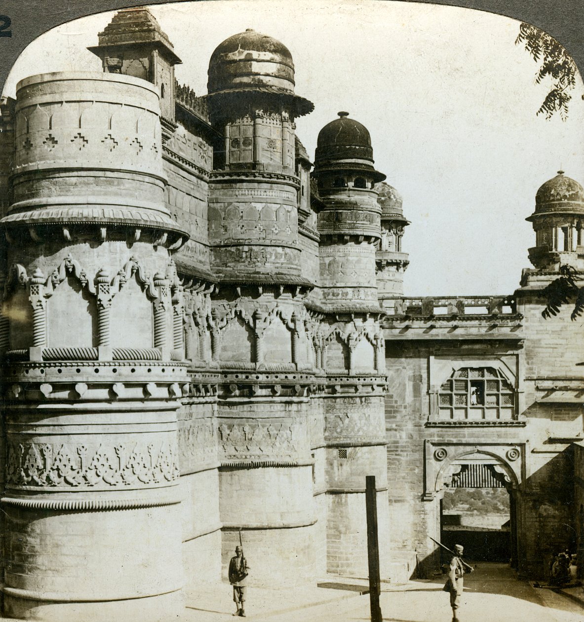 Man Singh Palace, Gwalior, Madhya Pradesh, India, 1900-as évek. alkotó: Underwood and Underwood