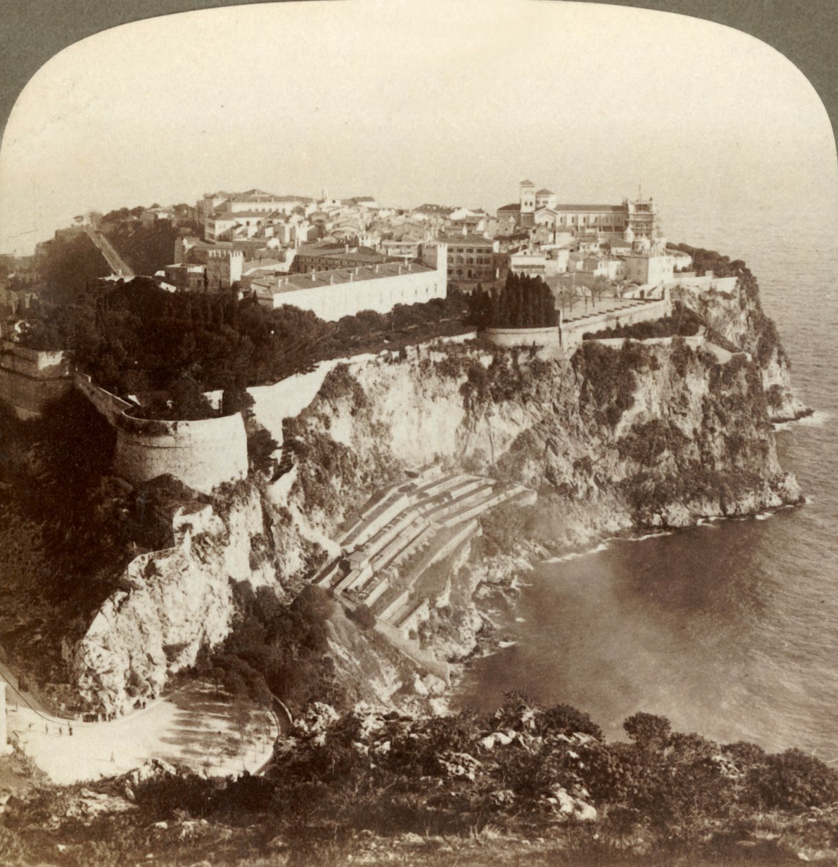 Monte Carlos fővárosa, Monaco – A Föld legkisebb fejedelemségében, 1899. alkotó: Underwood and Underwood