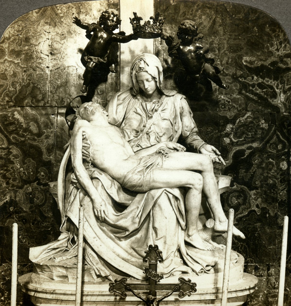 Michelangelo Pieta, Szent Péter-bazilika, Róma, Olaszország. alkotó: Underwood and Underwood