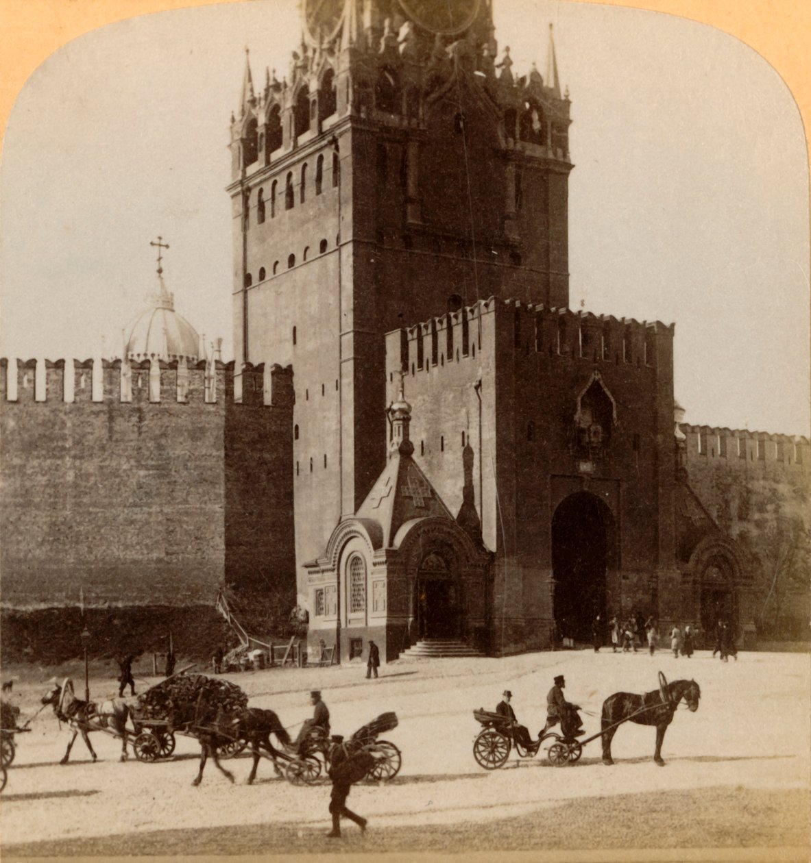 Spaski Voroto, a Kreml szent kapuja,...Moszkva, Oroszország, 1898. alkotó: Underwood and Underwood