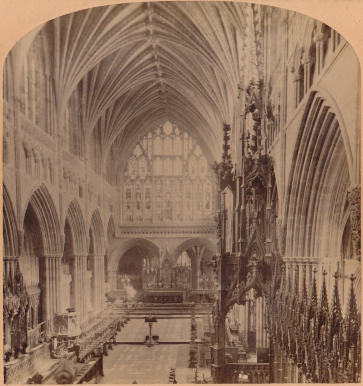 A kórus a nyugati végből, katedrális, Exeter, Anglia, 1900. alkotó: Underwood and Underwood