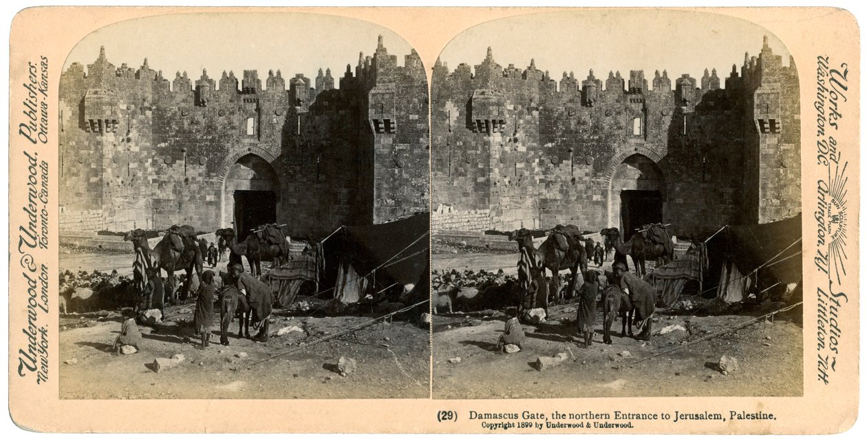 A Damaszkusz-kapu, Jeruzsálem északi bejárata, Palesztina, 1899. alkotó: Underwood and Underwood