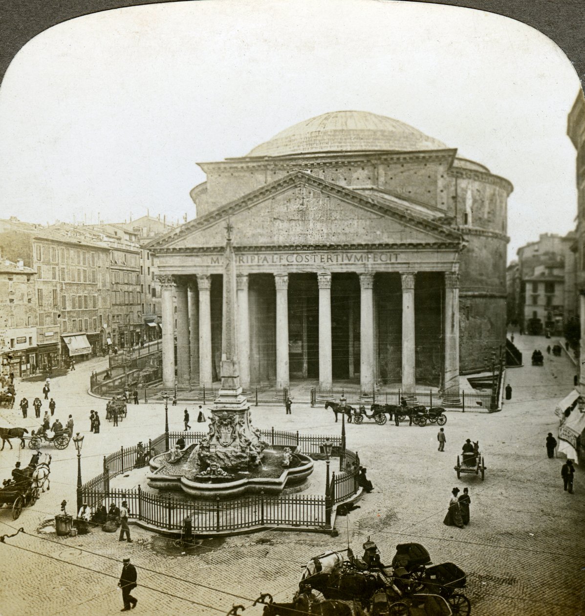 A Pantheon és a Piazza della Rotunda, Róma, Olaszország. alkotó: Underwood and Underwood
