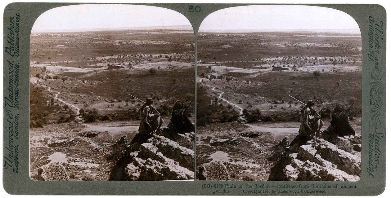 A Jordán folyó síksága, az ókori Jerikó romjairól nézve, Palesztina, 1903. alkotó: Underwood and Underwood