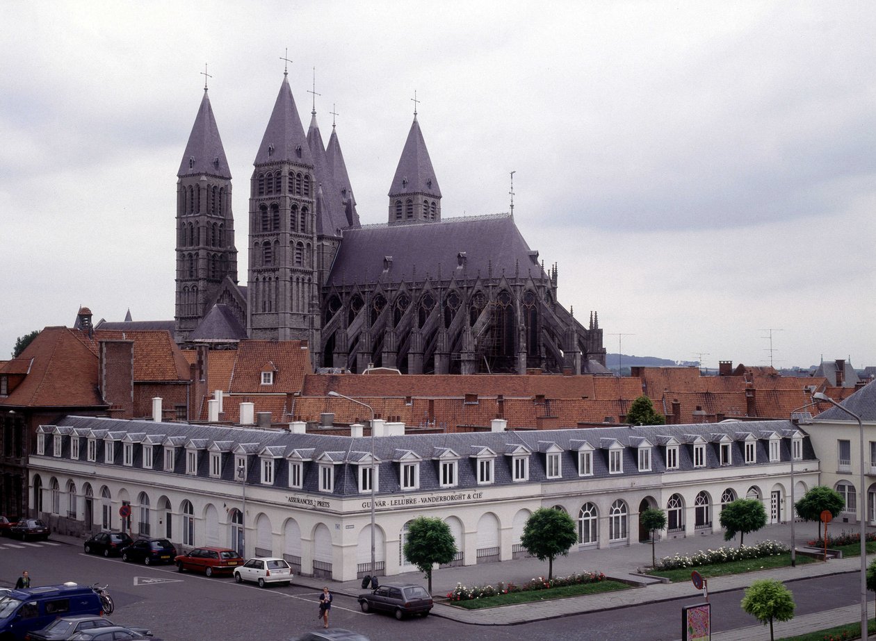 Cathedrale de Tournai (Belgium), kilátás kívülről. alkotó: Unknown artist