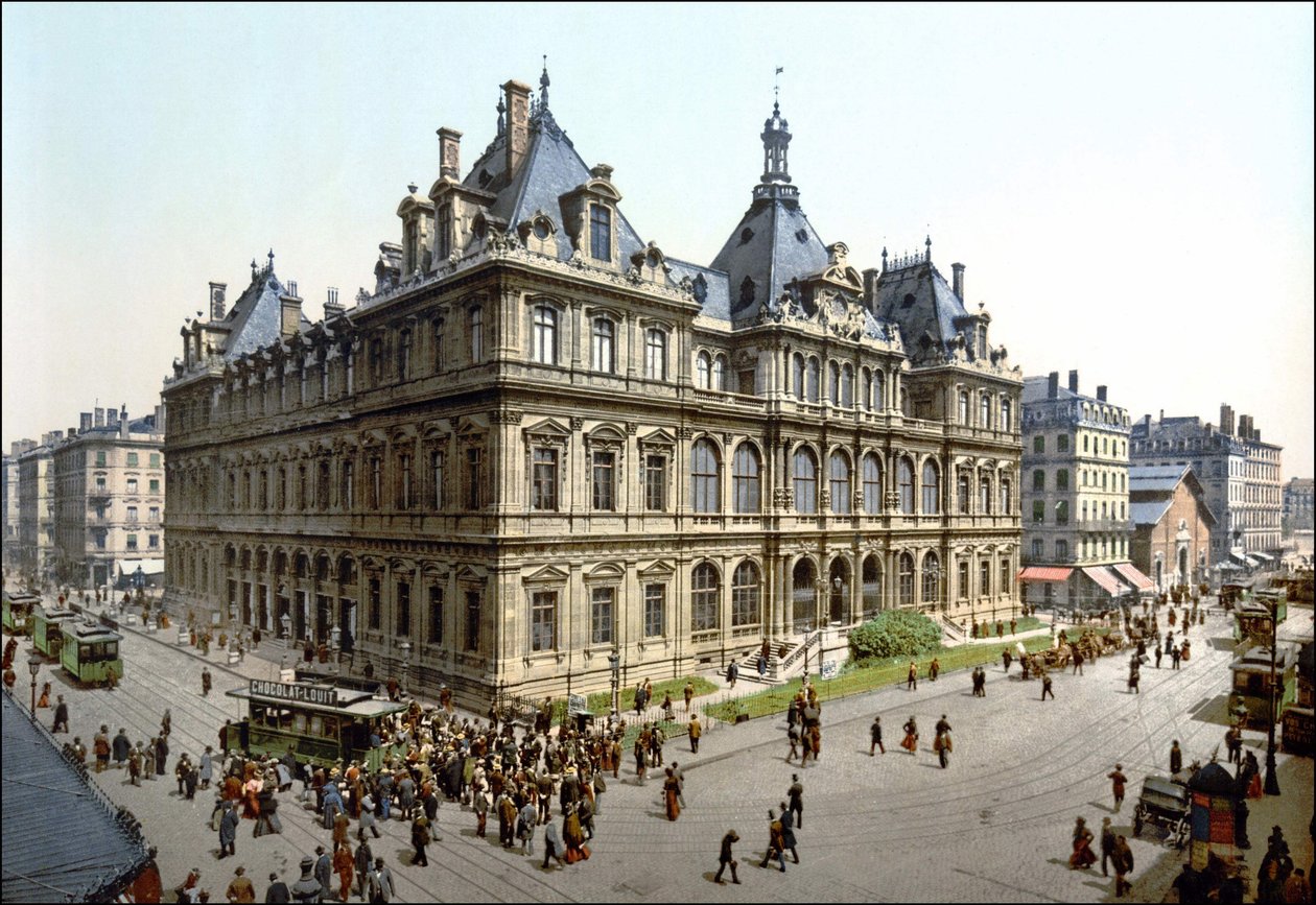 A Palais de la Bourse Lyonban. Photochrome 1890 körül. alkotó: Unknown artist