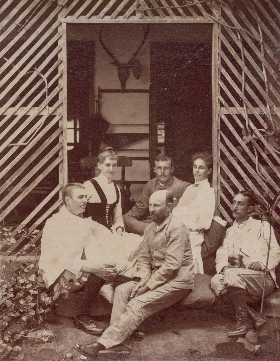 A Nortekande Bungalow-ban készült csoport alkotó: Unknown artist