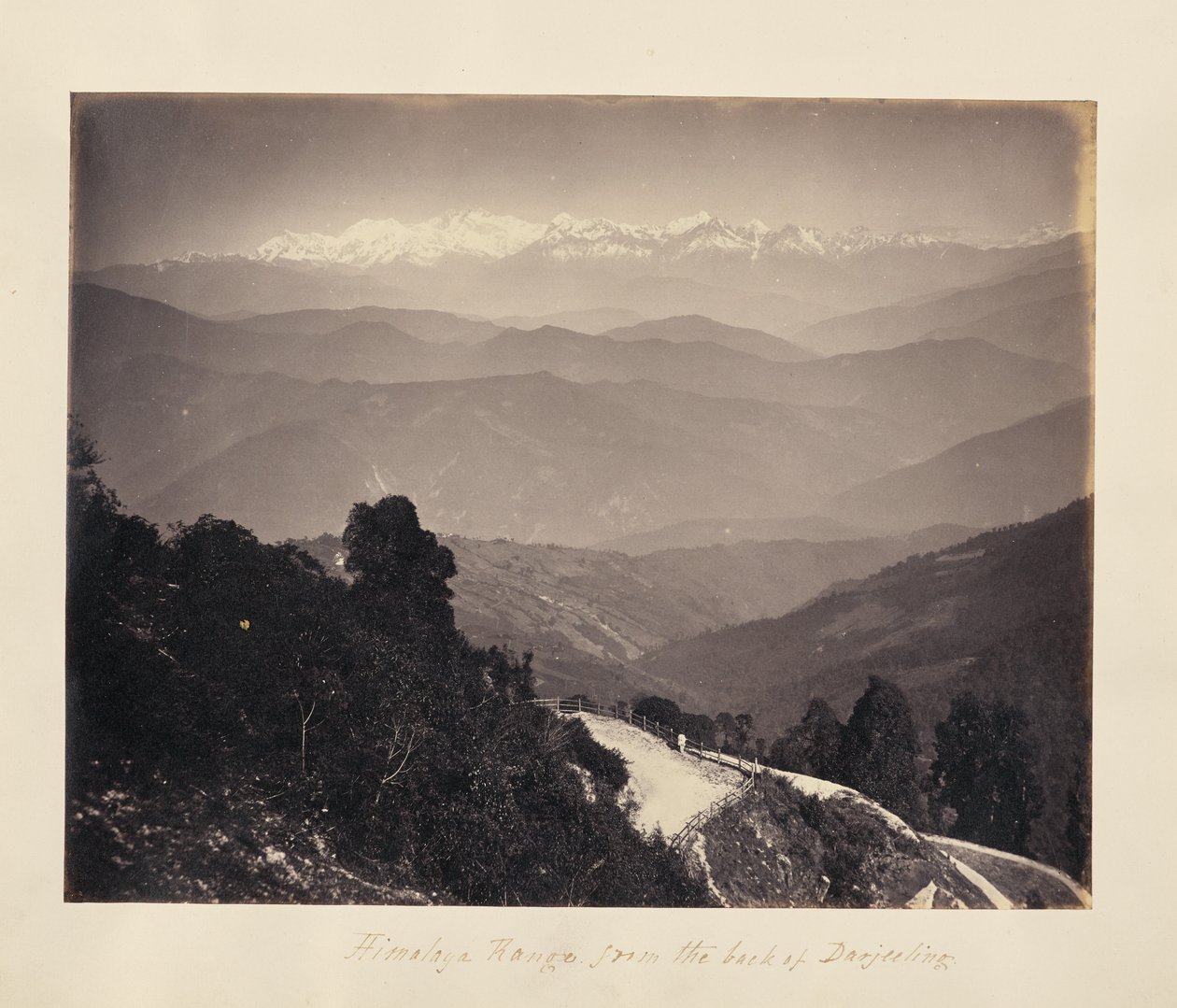 A Himalája [sic] hegyvonulat Darjeeling hátuljából alkotó: Unknown artist