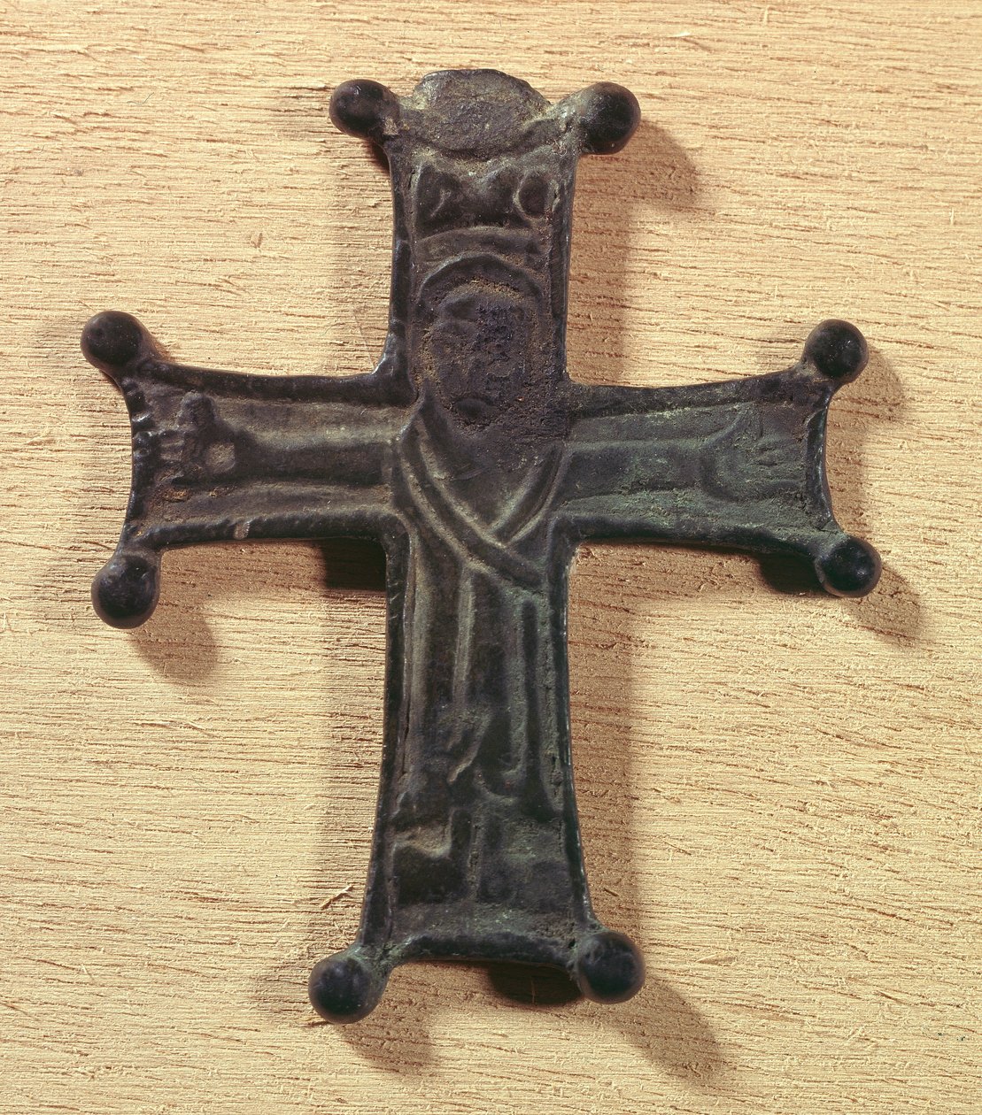 Az első keresztes hadjárat lovagkeresztje (1096-1099). Párizs, Középkori Nemzeti Múzeum, Thermes de Cluny alkotó: Unknown artist