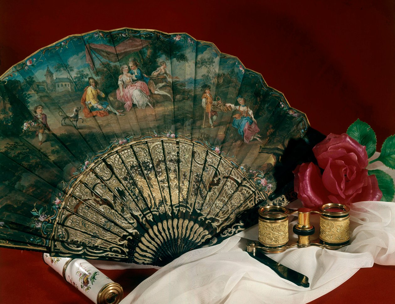 Színházi kiegészítők: ventilátor és távcső. 18. század. Párizs, díszítőművészet alkotó: Unknown artist