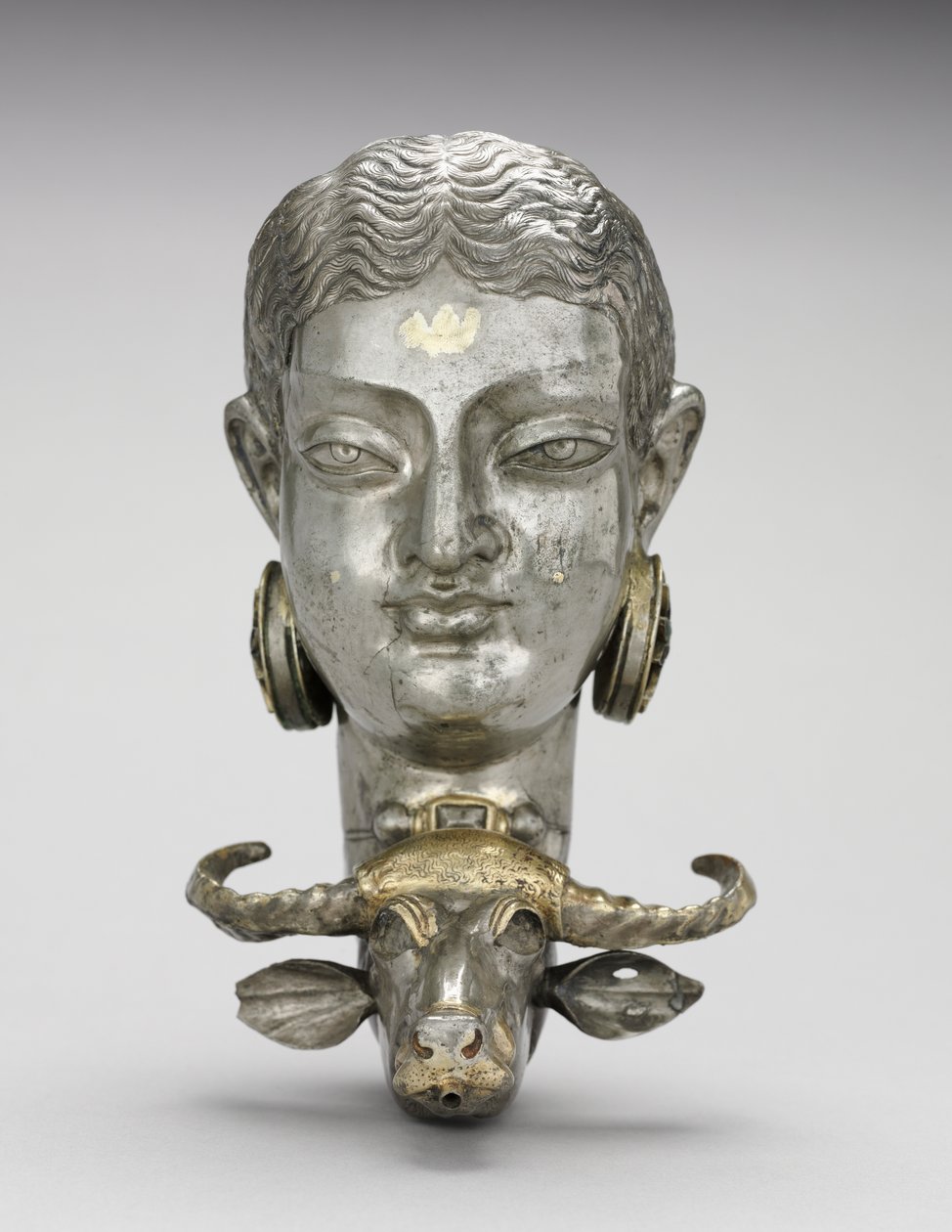 Nő és vízi bivaly Rhyton alkotó: Unknown artist