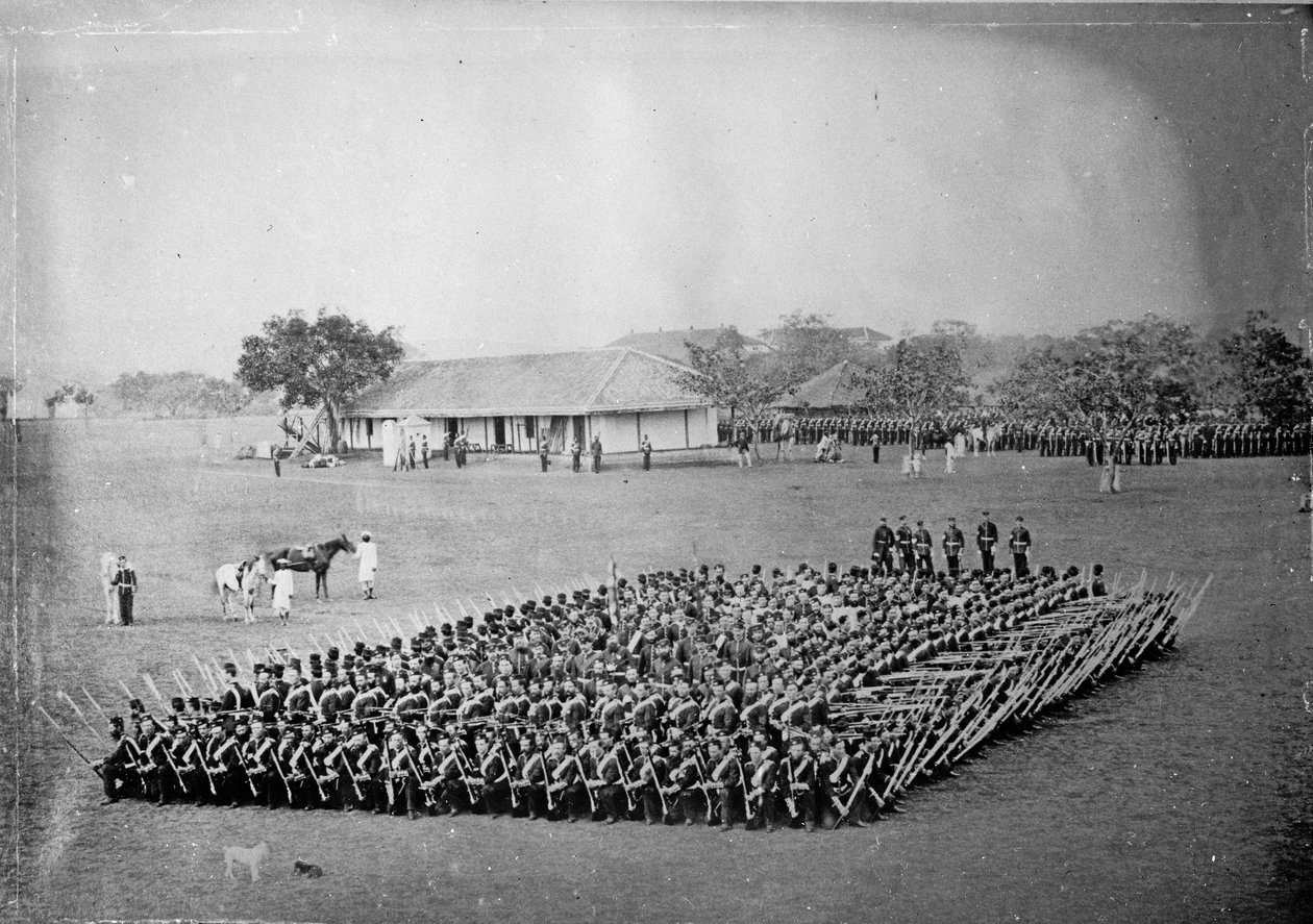 45. (Nottinghamshire) Lábezred (Sherwood Foresters) négyzetet formál a fúróban alkotó: Unknown photographer
