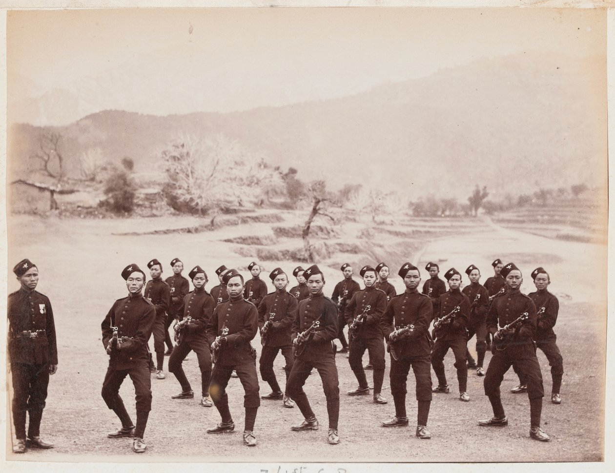A 4. gurkha (puskás) ezred egy különítménye alkotó: Unknown photographer