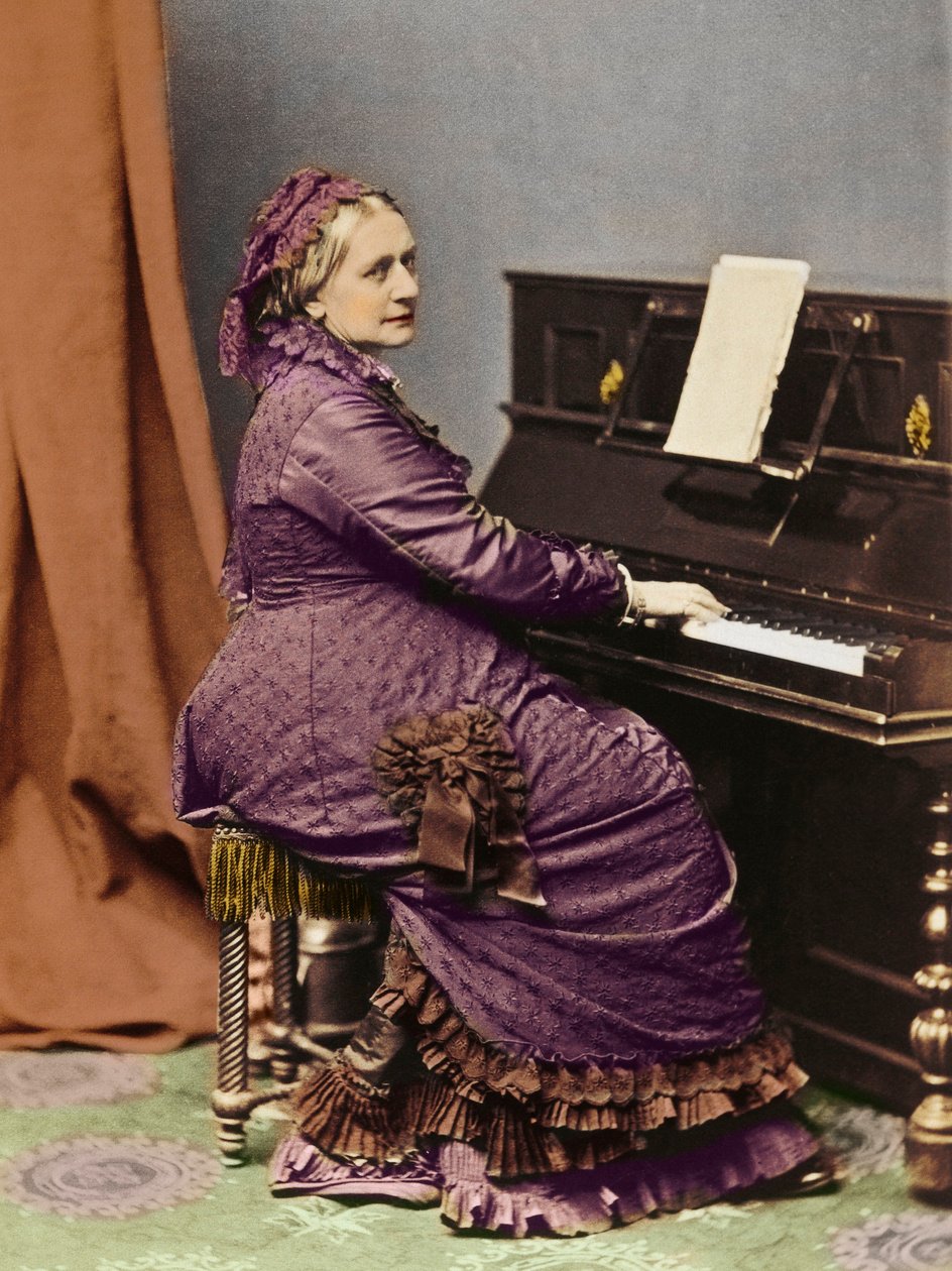Clara Schumann (1819-1896), német zongoraművész és zeneszerző, zongoránál - Clara Schumann (1819-1896) német zongoraművész és zeneszerző, Robert Schumann felesége portréja. alkotó: Unknown photographer