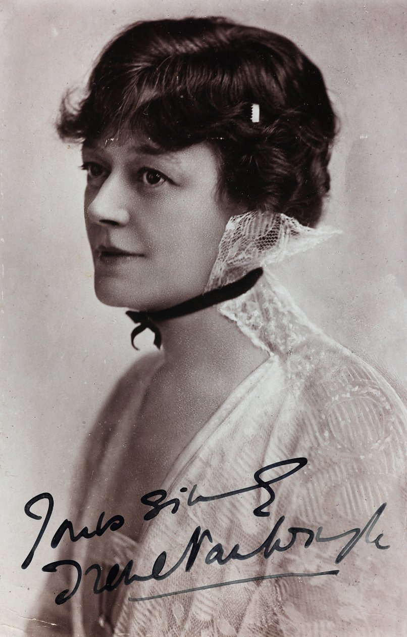 Vértes Irene Vanbrugh angol színésznőről, képeslap alkotó: Unknown photographer