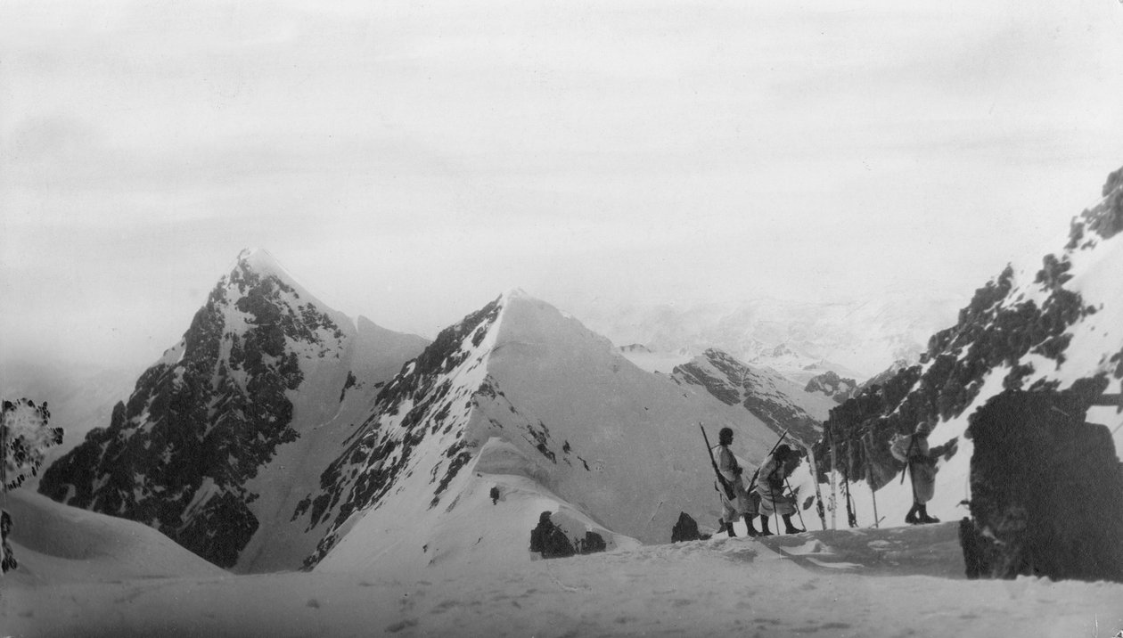 Európa, Olaszország, Trentino Alto Adige, Bolzano, a Hochforch alpesi menedékháznál alkotó: Unknown photographer