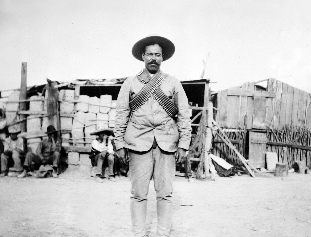 Francisco Villa, más néven Pancho Villa (1878-1923) a mexikói forradalom tábornoka. alkotó: Unknown photographer