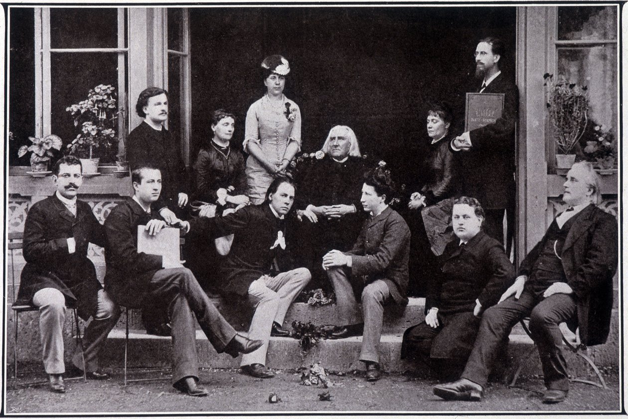 Liszt Ferenc (1811-1886), Weimarban, kedvenc tanítványai körében. alkotó: Unknown photographer