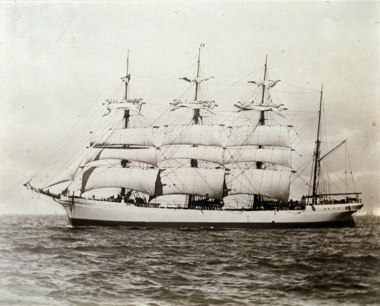 Emile Renouf francia vitorlás Le Havre-nál 1897.02.07. Fotózás alkotó: Unknown photographer