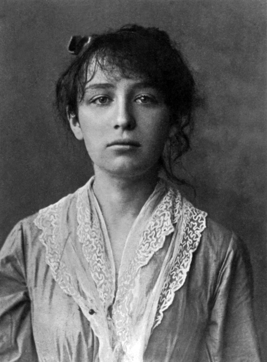 Camille Claudel francia szobrász (1864-1943) itt 1884-ben alkotó: Unknown photographer