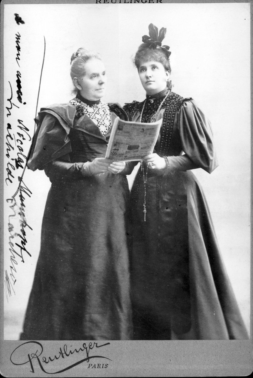 Mathilde Marchesi német énekes (1821-1913) és Nellie (Nelly) Melba ausztrál énekes (1861-1931). 19. század végi fényképezés alkotó: Unknown photographer