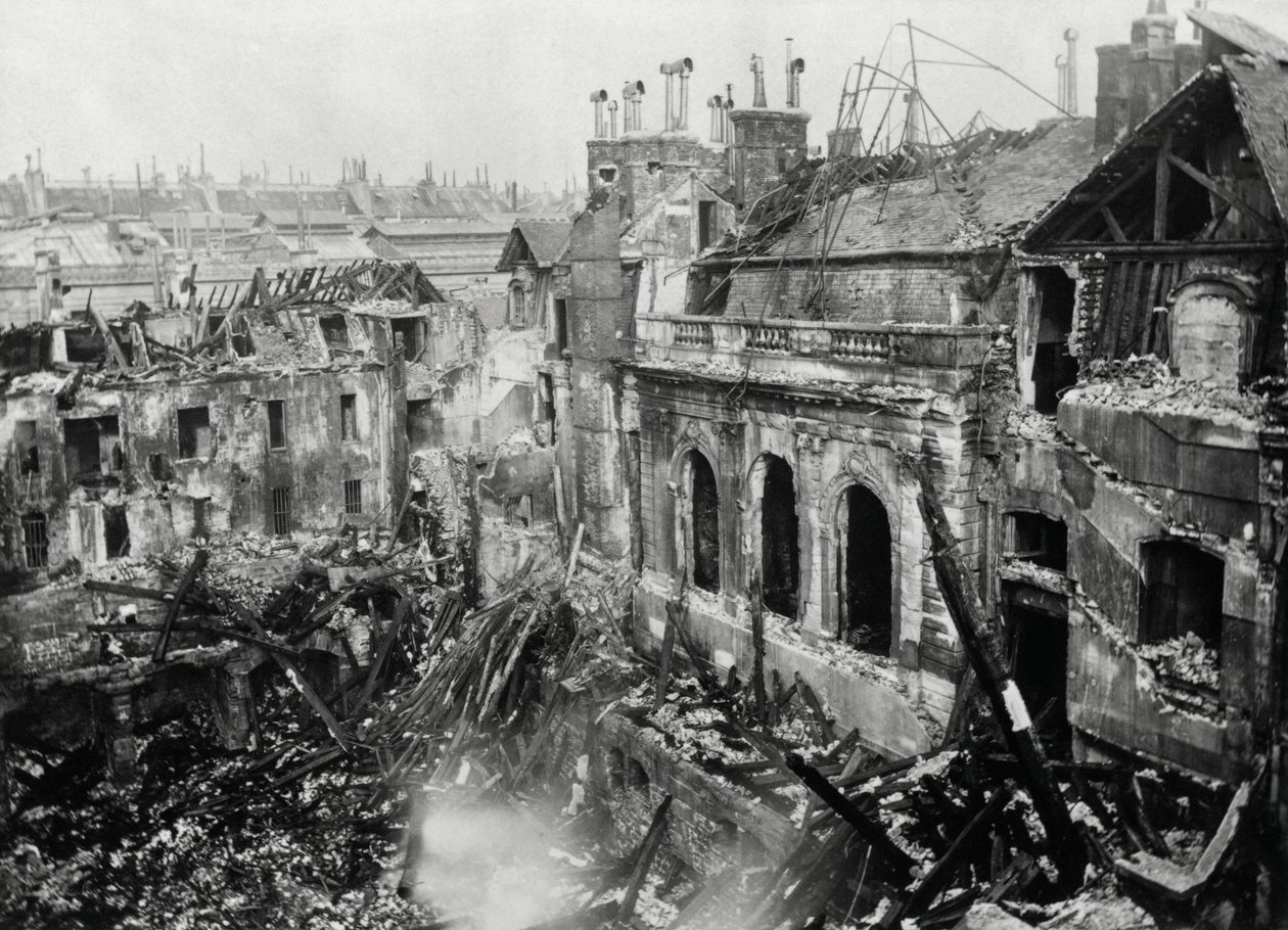 Az Opera Le Peletier tűzvész után október 29-én alkotó: Unknown photographer